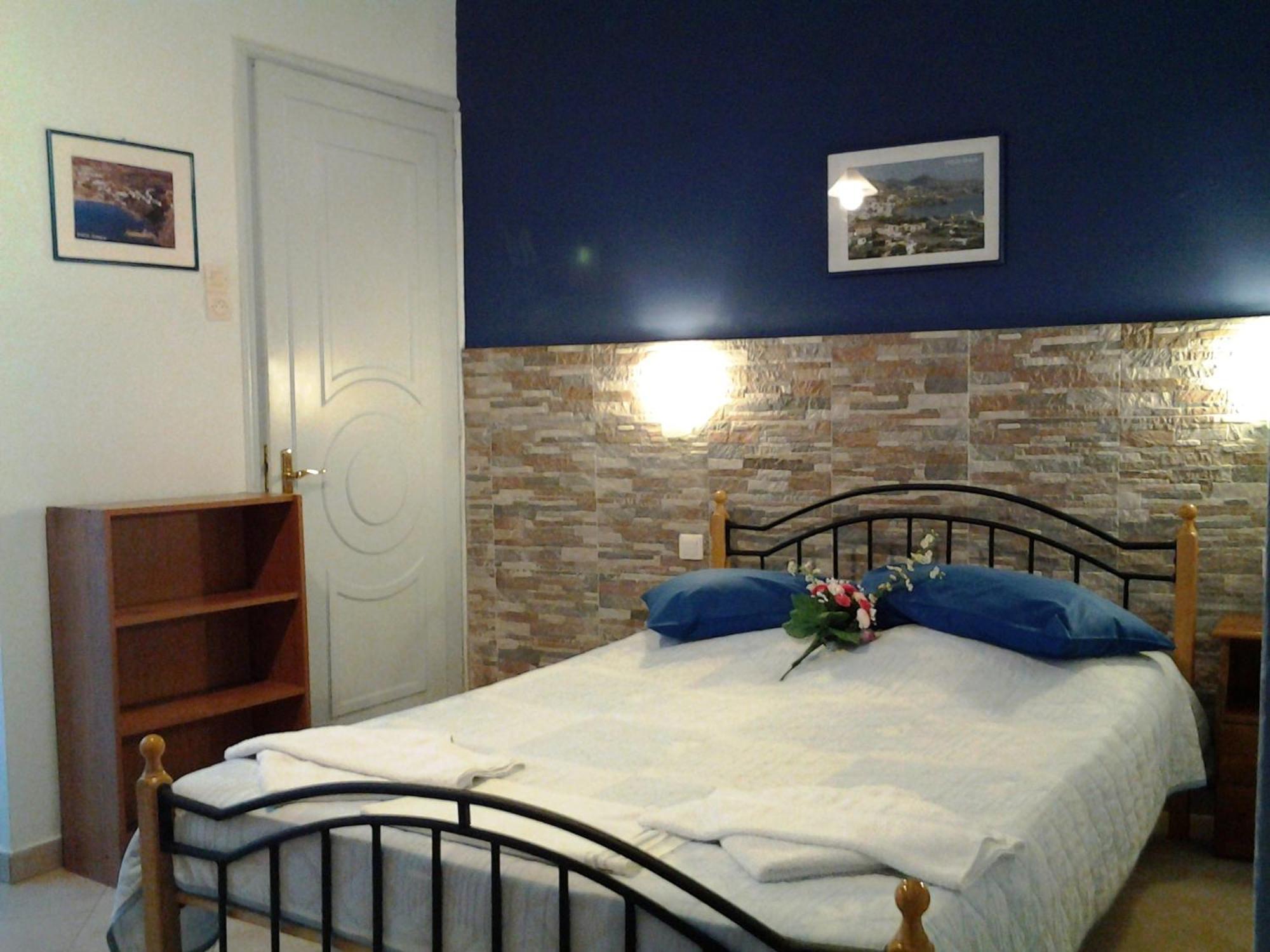 Apergis Rooms Эрмуполис Номер фото